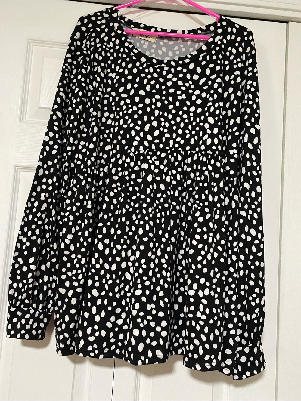 Black & White Polka Dot Long Sleeve Babydoll Tunic